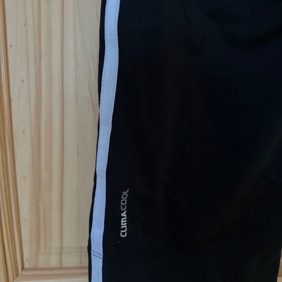 Adidas pants - Picture 7 of 9
